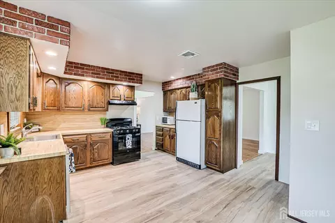 40 Montclair Ave, Edison, NJ 08820 photo 27