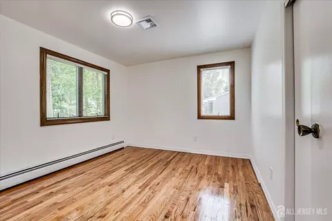 40 Montclair Ave, Edison, NJ 08820 photo 37