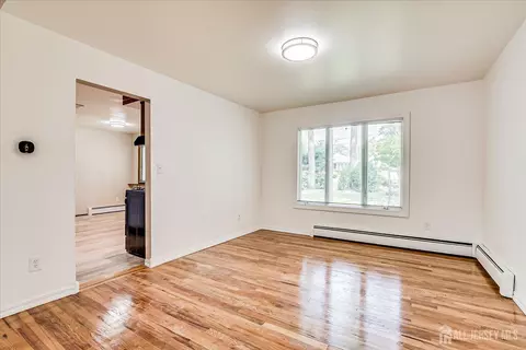 40 Montclair Ave, Edison, NJ 08820 photo 20