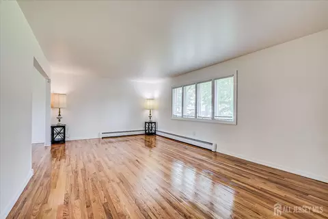 40 Montclair Ave, Edison, NJ 08820 photo 16