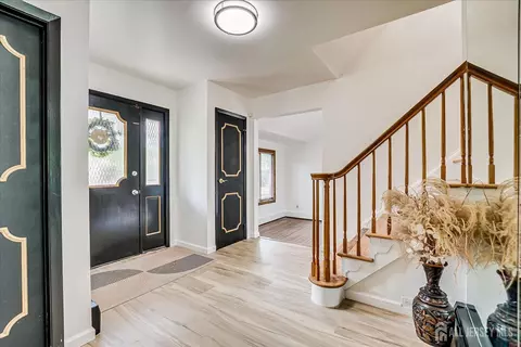 40 Montclair Ave, Edison, NJ 08820 photo 14