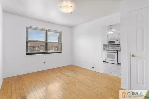 1935 Raspberry Ct, Edison, NJ 08817 photo 10