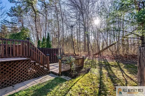 121 Redpine Loop, Old Bridge, NJ 08857 photo 23