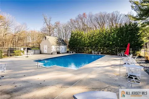 121 Redpine Loop, Old Bridge, NJ 08857 photo 27