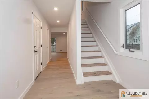 704 Cook Ave, Middlesex, NJ 08846 photo 10
