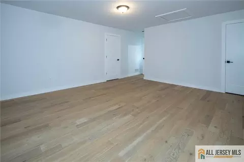 704 Cook Ave, Middlesex, NJ 08846 photo 22