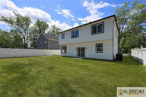 12 Idlewild Rd, Edison, NJ 08817 photo 21