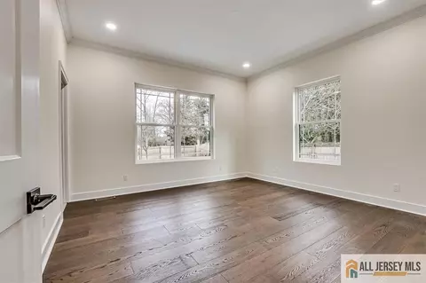 2 Hemlock Dr, Edison, NJ 08820 photo 30