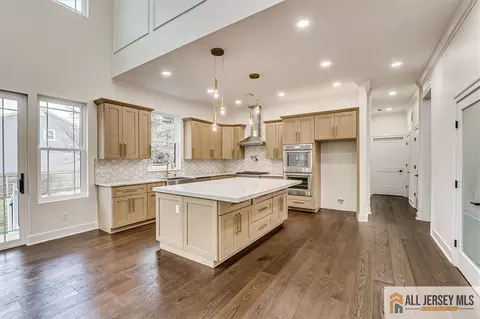 2 Hemlock Dr, Edison, NJ 08820 photo 13