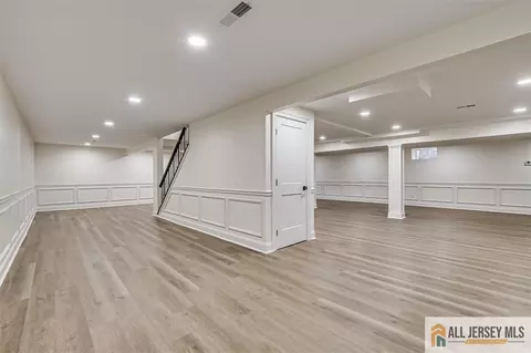 2 Hemlock Dr, Edison, NJ 08820 photo 61