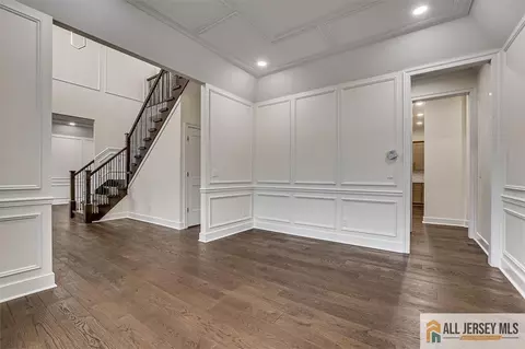 2 Hemlock Dr, Edison, NJ 08820 photo 25