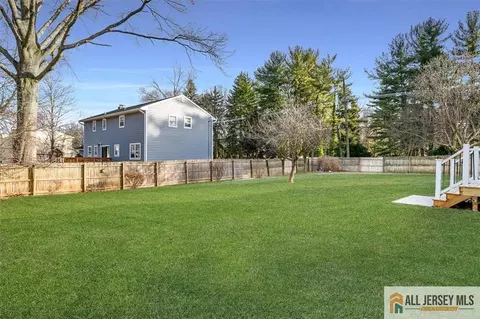 2 Hemlock Dr, Edison, NJ 08820 photo 65