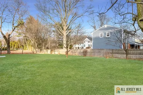 2 Hemlock Dr, Edison, NJ 08820 photo 62