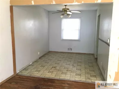 3 Laythan Rd, Edison, NJ 08817 photo 8
