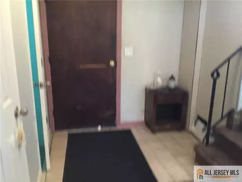 3 Laythan Rd, Edison, NJ 08817 photo 2
