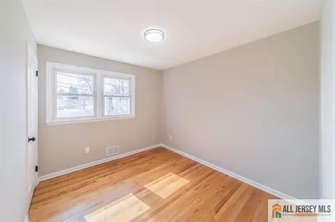 162 Barbara Pl, Middlesex, NJ 08846 photo 20