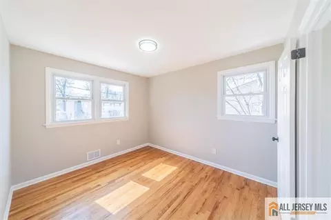 162 Barbara Pl, Middlesex, NJ 08846 photo 19