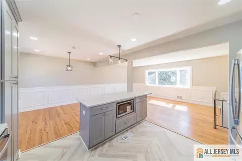 162 Barbara Pl, Middlesex, NJ 08846 photo 10