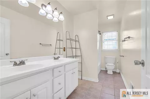 202 Runyon Ave #2, Middlesex, NJ 08846 photo 16