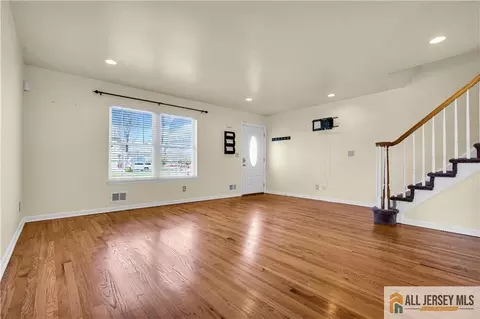 202 Runyon Ave #2, Middlesex, NJ 08846 photo 5