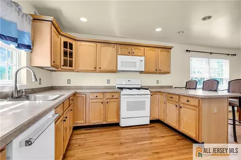 202 Runyon Ave #2, Middlesex, NJ 08846 photo 11