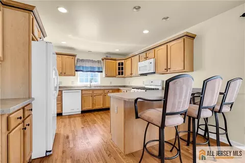 202 Runyon Ave #2, Middlesex, NJ 08846 photo 9