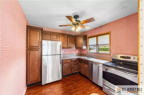 8 Farmbrook Dr, Old Bridge, NJ 08857 photo 9