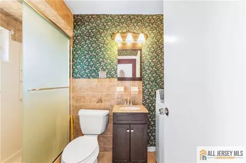 8 Farmbrook Dr, Old Bridge, NJ 08857 photo 13