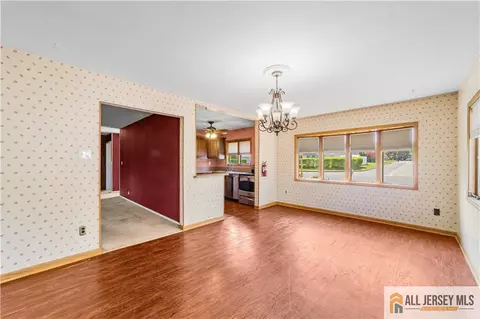 8 Farmbrook Dr, Old Bridge, NJ 08857 photo 11