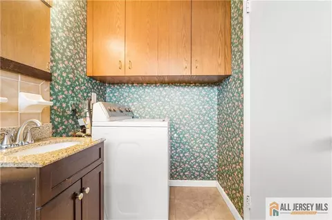 8 Farmbrook Dr, Old Bridge, NJ 08857 photo 14