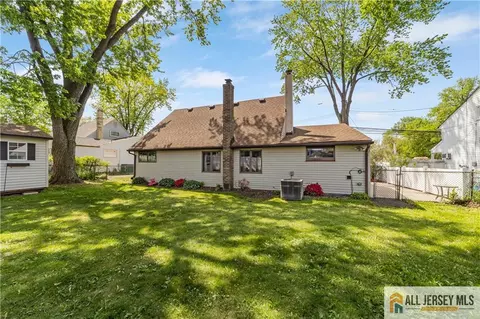 8 Farmbrook Dr, Old Bridge, NJ 08857 photo 28
