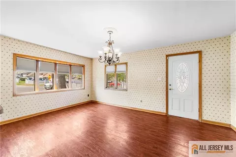 8 Farmbrook Dr, Old Bridge, NJ 08857 photo 12