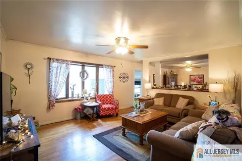 7 Cornell Rd, Parlin, NJ 08859 photo 12
