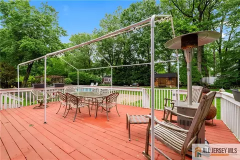 Exterior - 14 Devon Rd, Edison, NJ 08820 photo 7 of 15