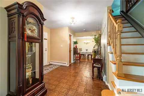 Entry Way - 14 Devon Rd, Edison, NJ 08820 photo 2 of 6