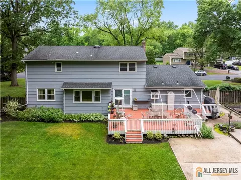 Exterior - 14 Devon Rd, Edison, NJ 08820 photo 13 of 15