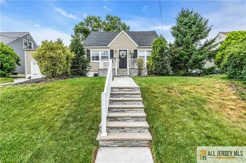 11 Donna St, East Brunswick, NJ 08816