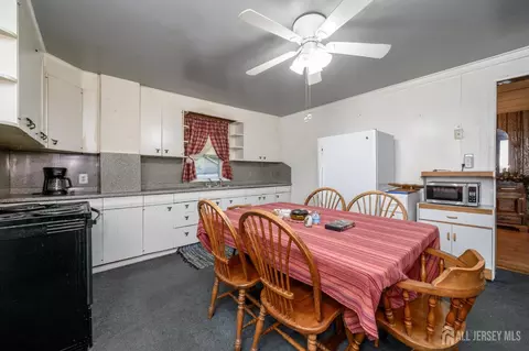 45 Lake Ave, Helmetta, NJ 08828 photo 8