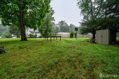45 Lake Ave, Helmetta, NJ 08828 photo 25