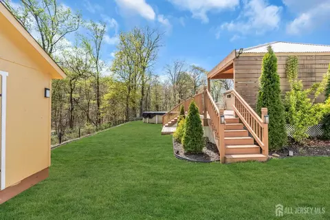 Exterior - 27 Brookside Rd, Edison, NJ 08817 photo 10 of 11