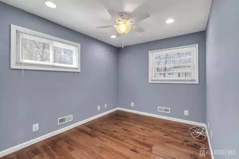 Bedroom - 27 Brookside Rd, Edison, NJ 08817 photo 2 of 2