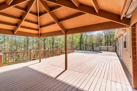 Exterior - 27 Brookside Rd, Edison, NJ 08817 photo 4 of 11