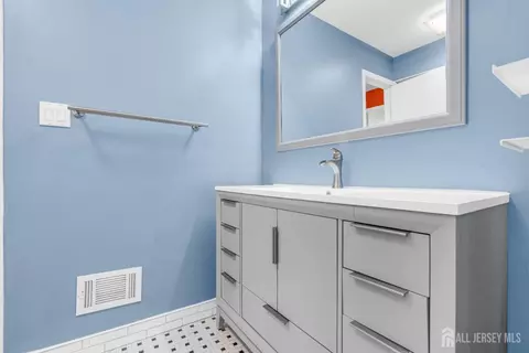 47 Park Gate Dr, Edison, NJ 08820 photo 29