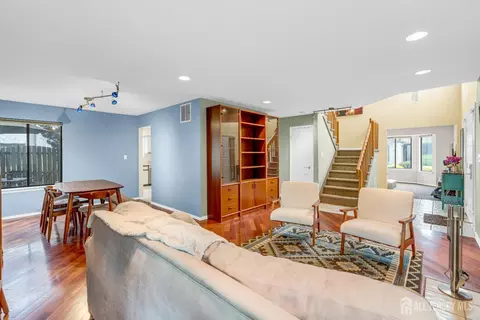 47 Park Gate Dr, Edison, NJ 08820 photo 12