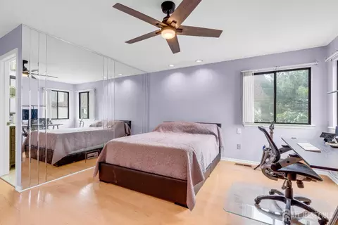 47 Park Gate Dr, Edison, NJ 08820 photo 23