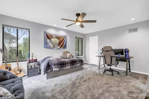 47 Park Gate Dr, Edison, NJ 08820 photo 26