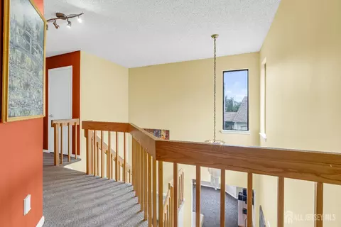 47 Park Gate Dr, Edison, NJ 08820 photo 21