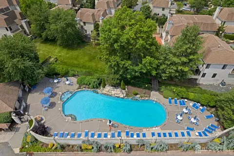 47 Park Gate Dr, Edison, NJ 08820 photo 37
