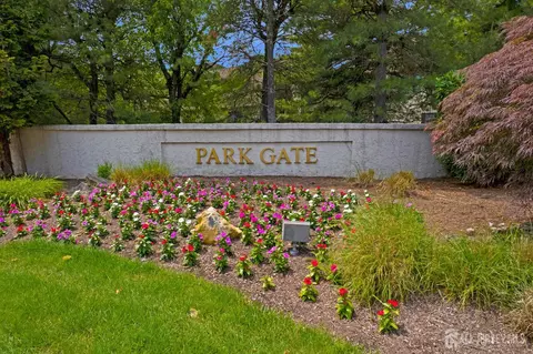47 Park Gate Dr, Edison, NJ 08820 photo 35