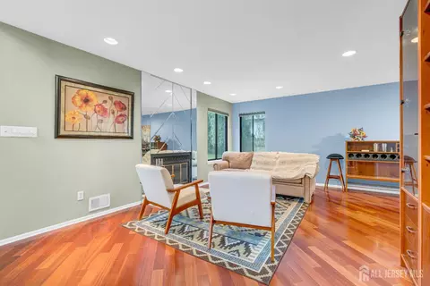 47 Park Gate Dr, Edison, NJ 08820 photo 10